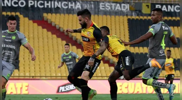 Lionai Souza marcó en Barcelona SC y Vilintong Branda decretó el empate para Cuenca. Lionai Souza marcó en Barcelona SC y Vilintong Branda decretó el empate para Cuenca.