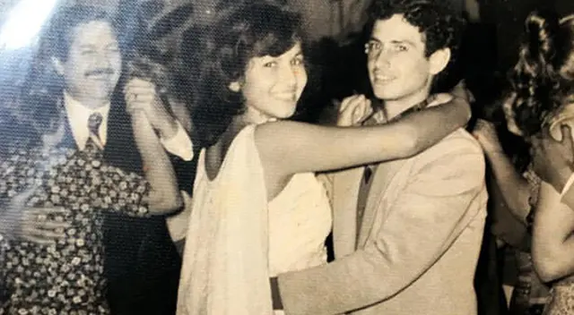 Esperó todos los días a su amado por 40 años Esperó todos los días a su amado por 40 años