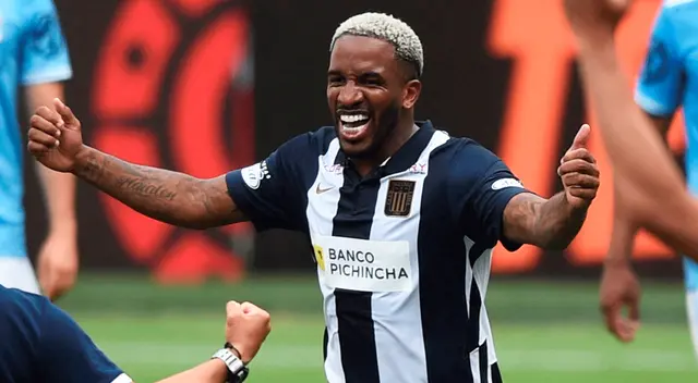 Jefferson Farfán no juega desde noviembre del 2021. Jefferson Farfán no juega desde noviembre del 2021.
