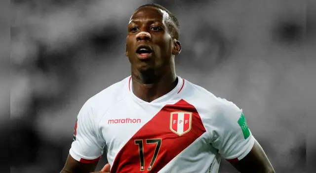 Luis Advíncula fue convocado para afrontar el repechaje del Mundial Luis Advíncula fue convocado para afrontar el repechaje del Mundial