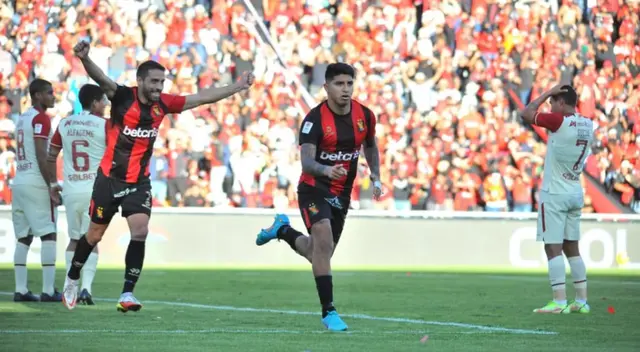 Melgar y Universitario se enfrentan por Liga 1