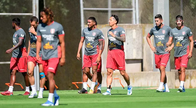 Gianluca Lapadula se sumó al plantel de la Selección Peruana Gianluca Lapadula se sumó al plantel de la Selección Peruana