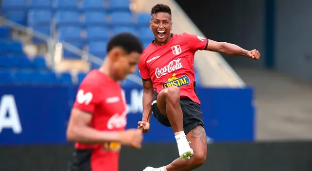 Pedro Aquino animado para el duelo entre Perú vs. Nueva Zelanda Pedro Aquino animado para el duelo entre Perú vs. Nueva Zelanda