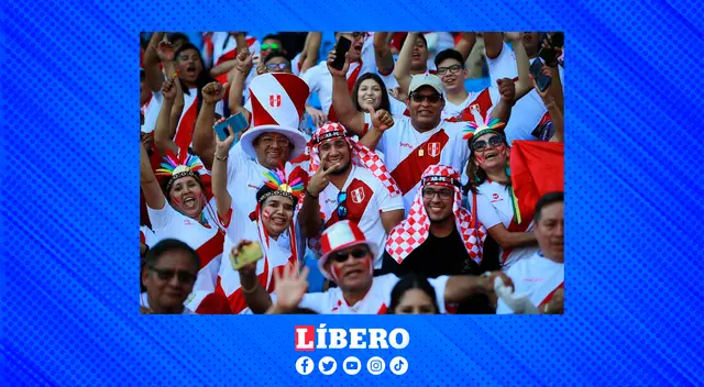 Con gorras, banderolas y divertidos disfraces, los peruanos hicieron sentir la localía. Con gorras, banderolas y divertidos disfraces, los peruanos hicieron sentir la localía.