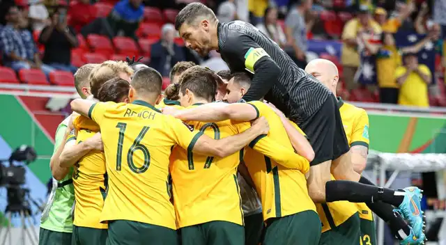 Australia ganó 2-1 a Emiratos Árabes