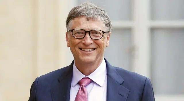 Conoce cuál es el teléfono que usa Bill Gates. Conoce cuál es el teléfono que usa Bill Gates.