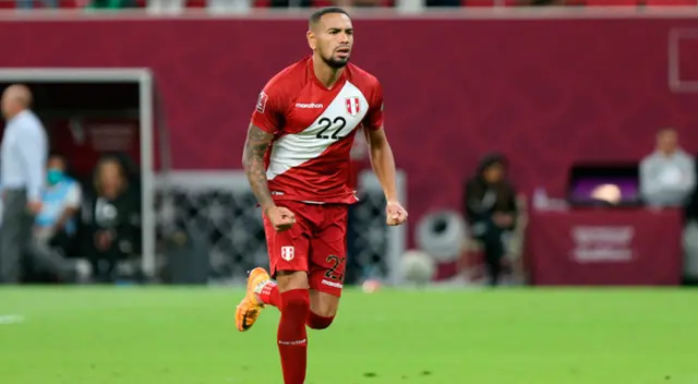 Alexander Callens recibió apoyo de su club tras eliminación rumbo a Qatar 2022