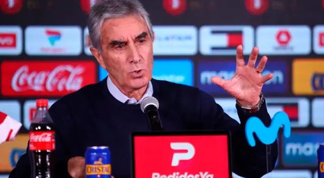 Juan Carlos Oblitas brindó conferencia de prensa.