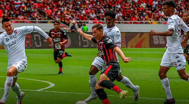 Saprissa vs Alajuelense por las semifinales de la liga de Costa Rica