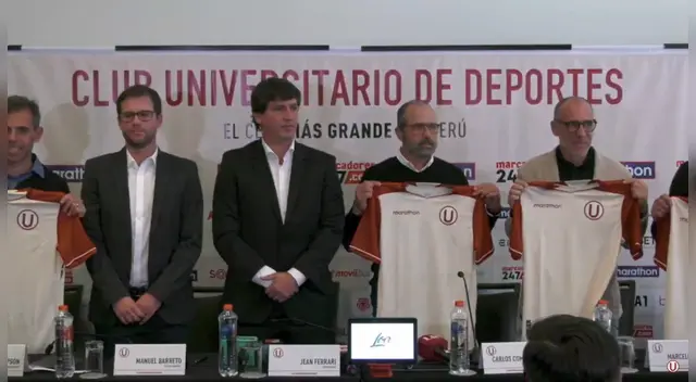 Carlos Compagnucci fue presentado como nuevo DT de Universitario Carlos Compagnucci fue presentado como nuevo DT de Universitario