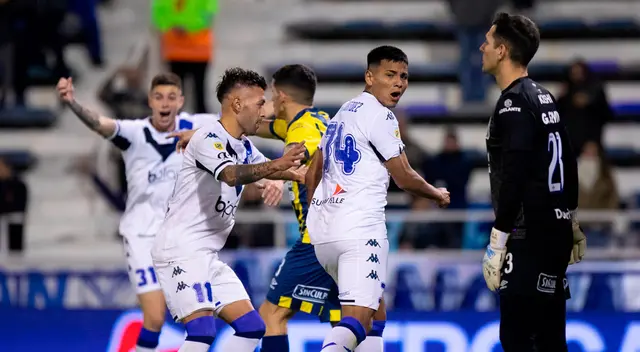 Vélez Sarfield ganó 2-0 a Rosario Central Vélez Sarfield ganó 2-0 a Rosario Central