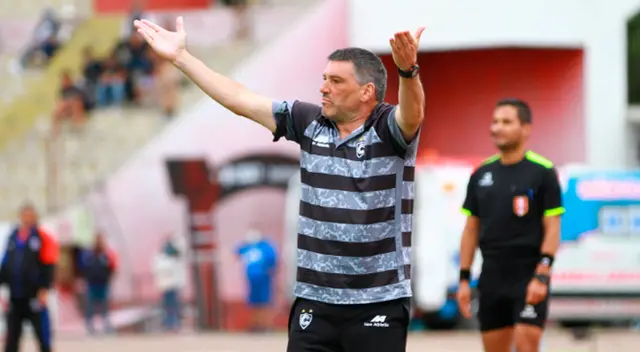 Gerardo Ameli decidió no continuar en Cienciano Gerardo Ameli decidió no continuar en Cienciano