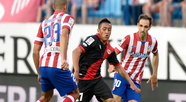 Christian Cueva ante Atlético Madrid en LaLiga.