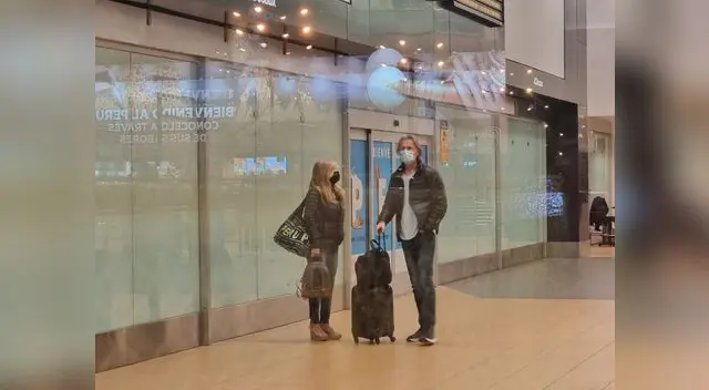 Ricardo Gareca junto a su esposa en Perú Ricardo Gareca junto a su esposa en Perú