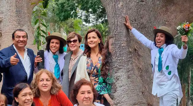 Richard Rubio se casó con un árbol en presencia de personajes de televisión Richard Rubio se casó con un árbol en presencia de personajes de televisión