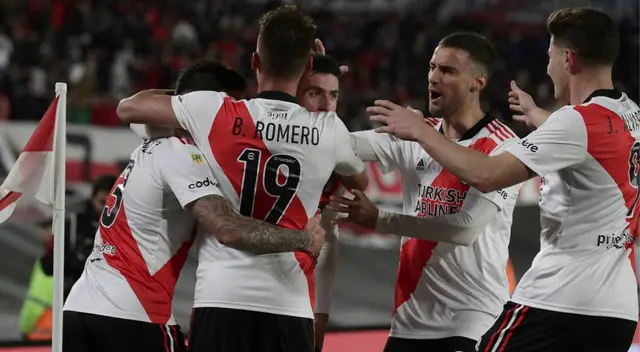 River Plate marcha en el puesto 6 en el torneo argentino con 8 puntos. River Plate marcha en el puesto 6 en el torneo argentino con 8 puntos.