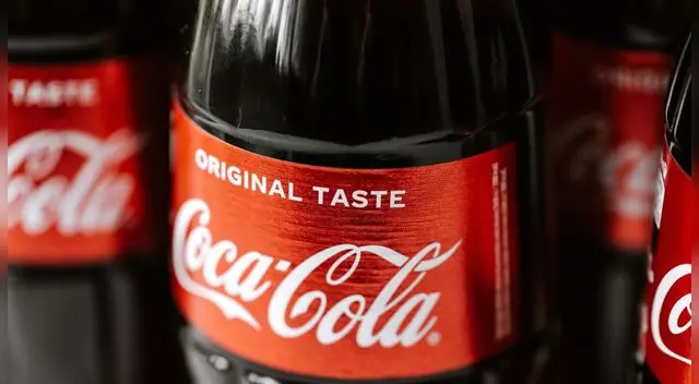 ¿Cuánto de agua hay en un litro de Coca-Cola? No esperabas esta respuesta ¿Cuánto de agua hay en un litro de Coca-Cola? No esperabas esta respuesta