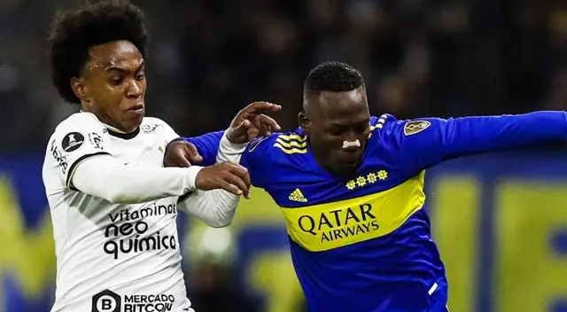 Luis Advíncula disputó los 90 minutos ante Corinthians en el duelo por la ida de los octavos de final. Luis Advíncula disputó los 90 minutos ante Corinthians en el duelo por la ida de los octavos de final.