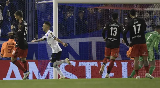 Vélez Sarsfield venció 1-0 a River Plate