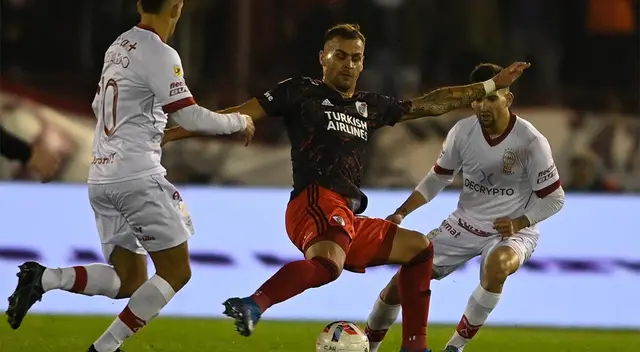 River Plate enfrenta a Huracán