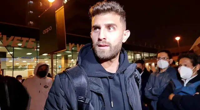 Gino Peruzzi llegó a Lima el domingo por la noche para unirse a Alianza Lima. Gino Peruzzi llegó a Lima el domingo por la noche para unirse a Alianza Lima.
