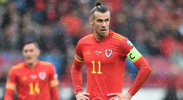 Gareth Bale con Galés Gareth Bale con Galés
