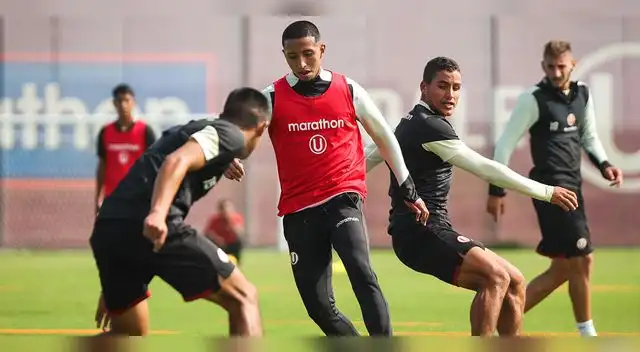 Universitario entrena en Campo Mar. Universitario entrena en Campo Mar.