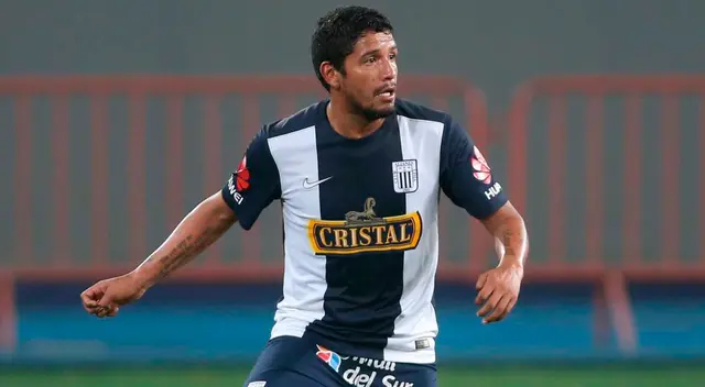 Reimond Manco deja el Santos y regresa a campeón peruano. Reimond Manco deja el Santos y regresa a campeón peruano.