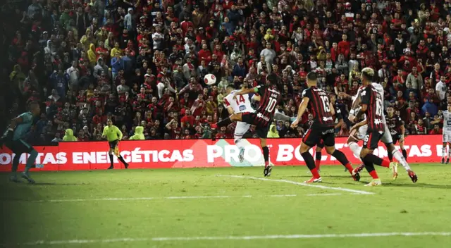 Alajuelense 1-1 Cartaginés