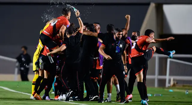 Atlético Goianiense derrotó por penales 5-3 a Olimpia por la Copa Sudamericana Atlético Goianiense derrotó por penales 5-3 a Olimpia por la Copa Sudamericana