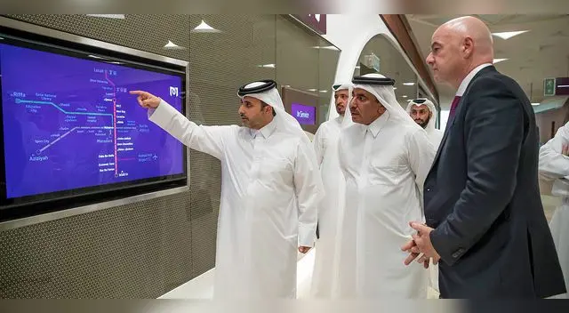 Gianni Infantino presidente de la FIFA, visitando las instalaciones de Qatar 2022 Gianni Infantino presidente de la FIFA, visitando las instalaciones de Qatar 2022