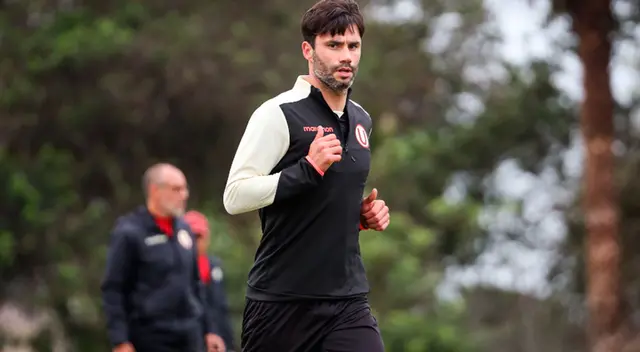 Claudio Yacob es el nuevo refuerzo de Universitario con miras al título del Clausura Claudio Yacob es el nuevo refuerzo de Universitario con miras al título del Clausura