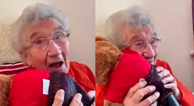 Mujer recibe oso de peluche con la voz de su marido fallecido y su reacción es viral Mujer recibe oso de peluche con la voz de su marido fallecido y su reacción es viral