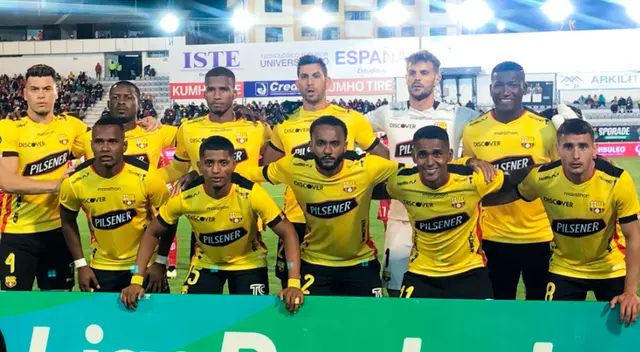 Barcelona derrotó 2-0 a Técnico Universitario