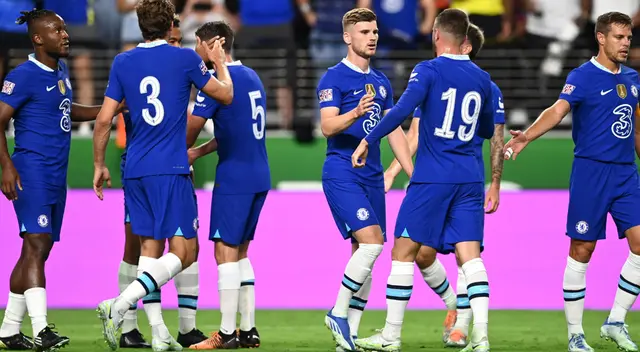 Chelsea derrotó 2-1 a América. Chelsea derrotó 2-1 a América.