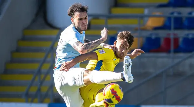 Gustavo Dulanto jugó el primer tiempo en su debut con Rigia FC Gustavo Dulanto jugó el primer tiempo en su debut con Rigia FC