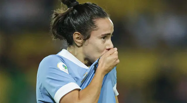 Uruguay apabulló a Perú en la Copa América