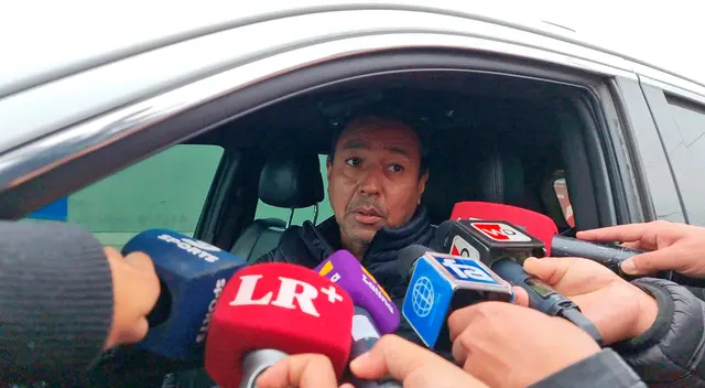 Nolberto Solano fue asistente de Ricardo Gareca en la selección