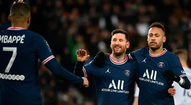 Lionel Messi junto a Neymar y Kylian Mbappé jugando en el PSG Lionel Messi junto a Neymar y Kylian Mbappé jugando en el PSG
