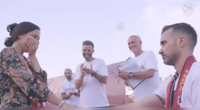 José Mourinho participó de pedida de mano