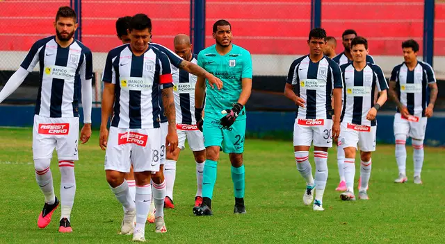 Salió de Alianza Lima para triunfar en Europa, pero ahora pelea el descenso de la Liga 1