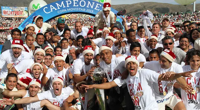 Universitario de Deportes campeón en la temporada 2013