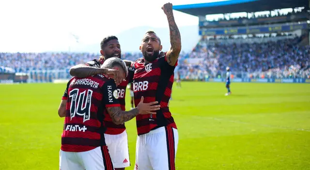 Arturo Vidal es el fichaje estrella de Flamengo para la Copa Libertadores.   