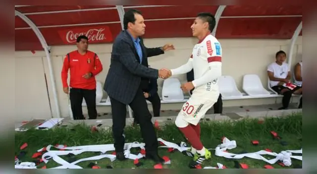 Juan Reynoso dirigió dos veces a Raúl Ruidíaz.