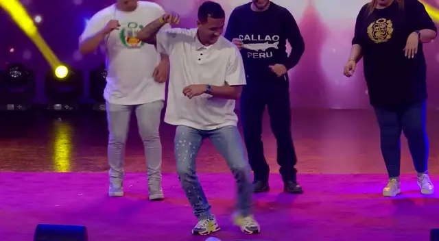 Yoshimar Yotún muestra lo mejor de sus pasos de baile y deslumbra a público Yoshimar Yotún muestra lo mejor de sus pasos de baile y deslumbra a público