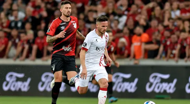 Athletico Paranaense empató frente a Estudiantes Athletico Paranaense empató frente a Estudiantes