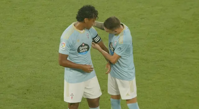 Renato Tapia hace historia al llevar la cinta de capitán del Celta de Vigo Renato Tapia hace historia al llevar la cinta de capitán del Celta de Vigo