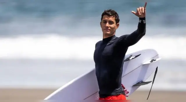 Lucca Mesinas brilló en el US Open de Surf en California, Estados Unidos