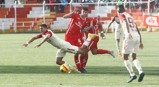 Universitario y Cienciano se enfrentaron el domingo en el Cusco