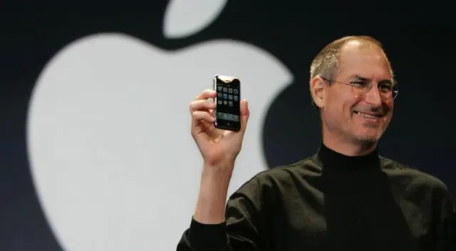 IOS: ¿Cuál fue la primera llamada que hizo Stev Jobs desde un iPhone? IOS: ¿Cuál fue la primera llamada que hizo Stev Jobs desde un iPhone?